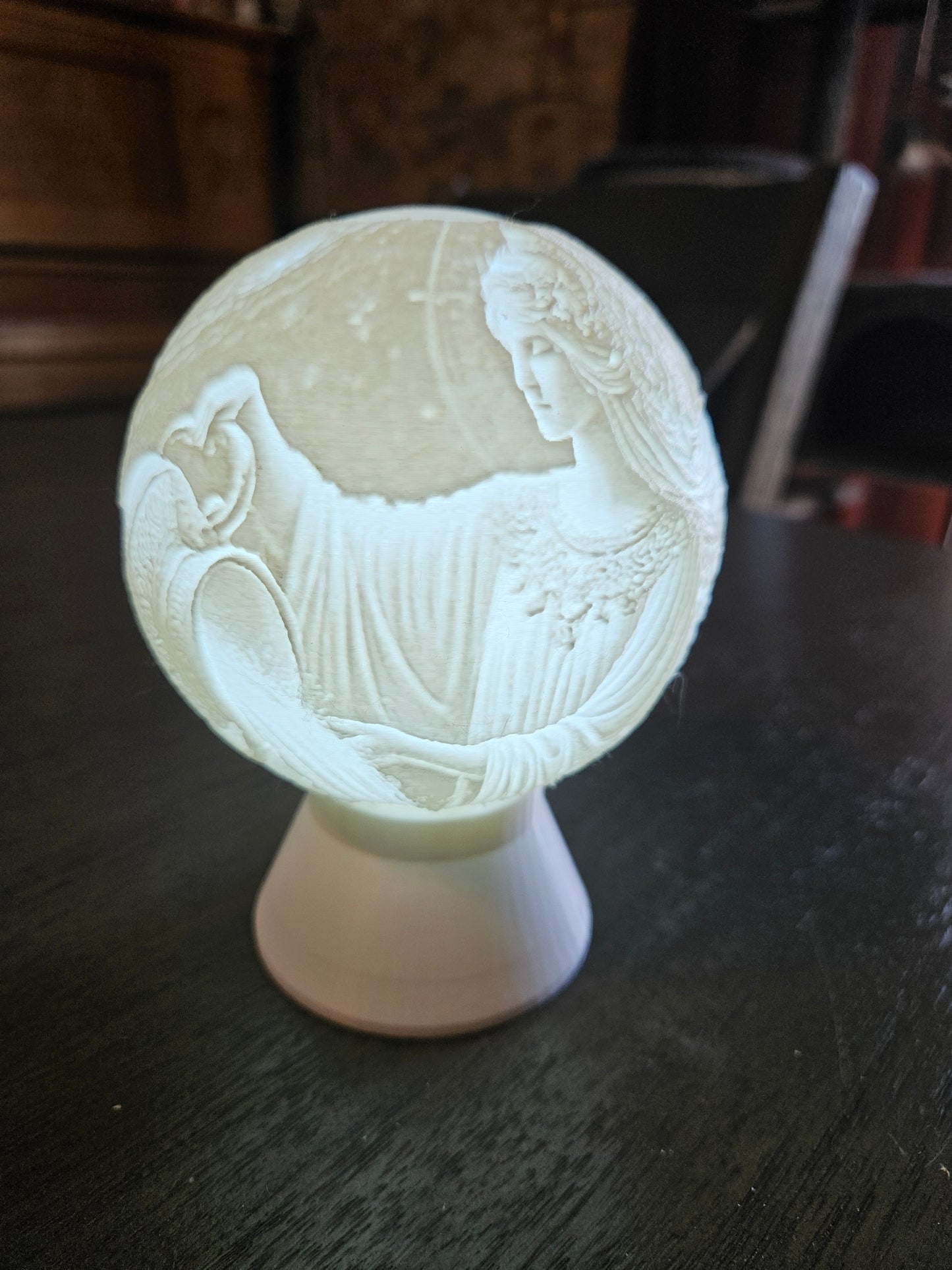 Aquarius Zodiac Light Globe - Jan 20 - Feb 19